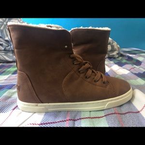 High Top Shoes only worn once